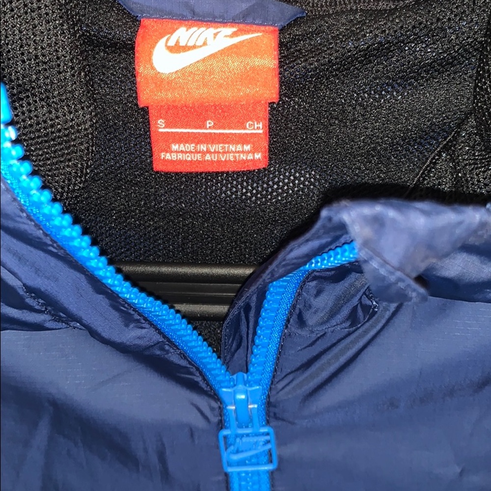 Nike Jacket - Picture 2 of 3
